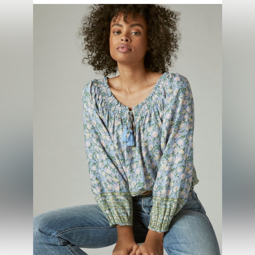 Lucky Brand Bubble hem Peasant Top Size Small